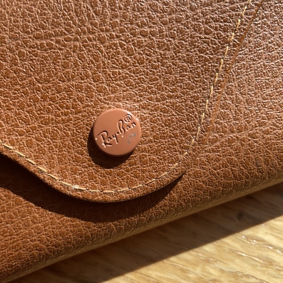 Brown Raybans Sunglass Case - Picture 3 of 5